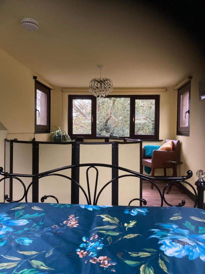 Woodland Retreat, Market Lane, Blundeston, Lowestoft エクステリア 写真