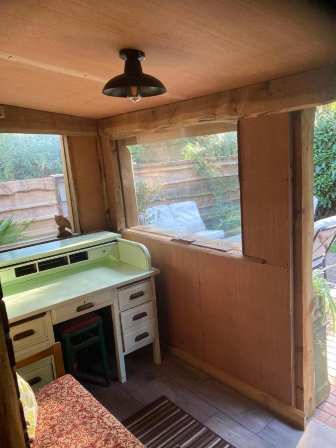 Woodland Retreat, Market Lane, Blundeston, Lowestoft エクステリア 写真